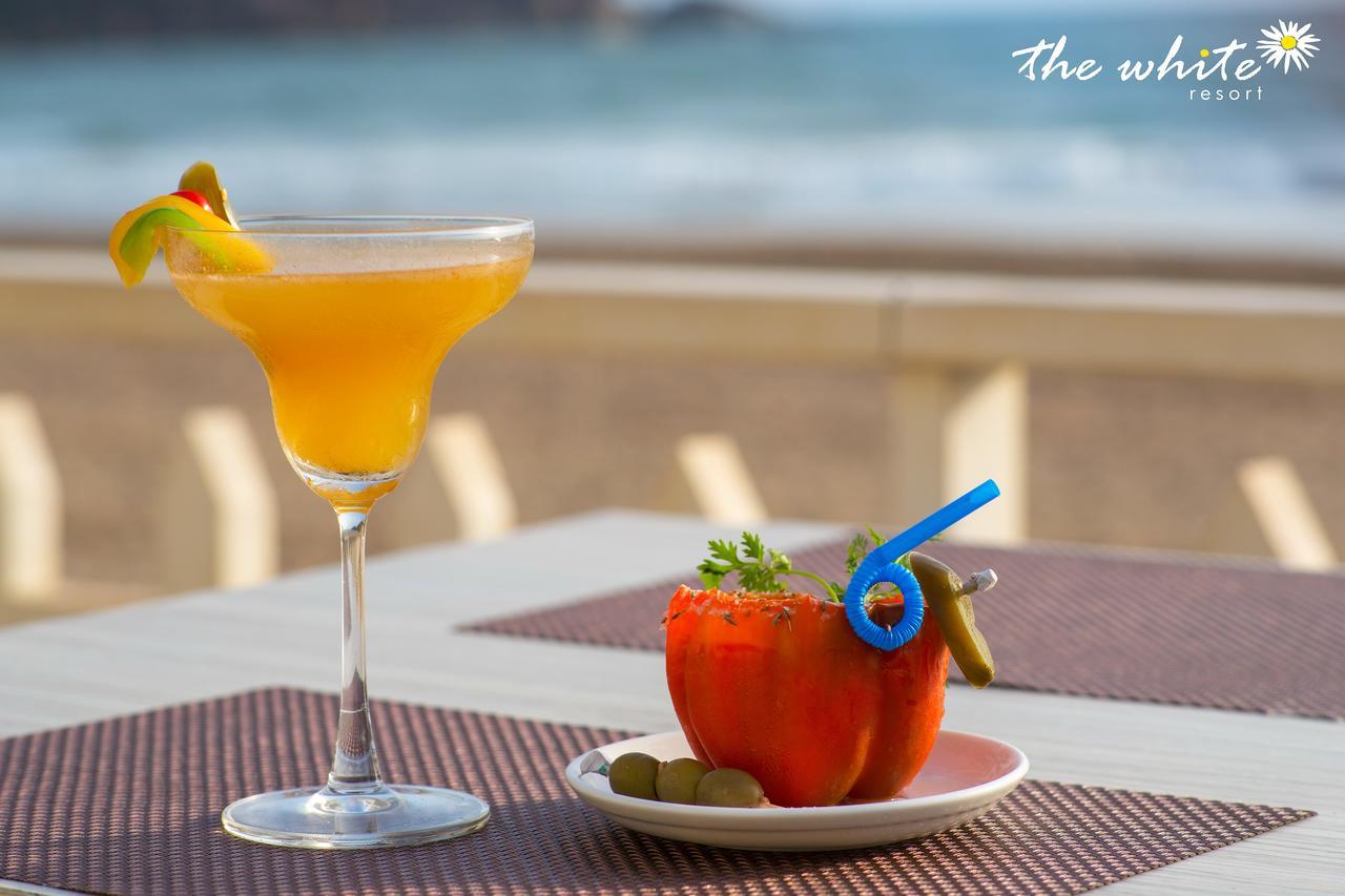 The White Resort Agonda Bagian luar foto